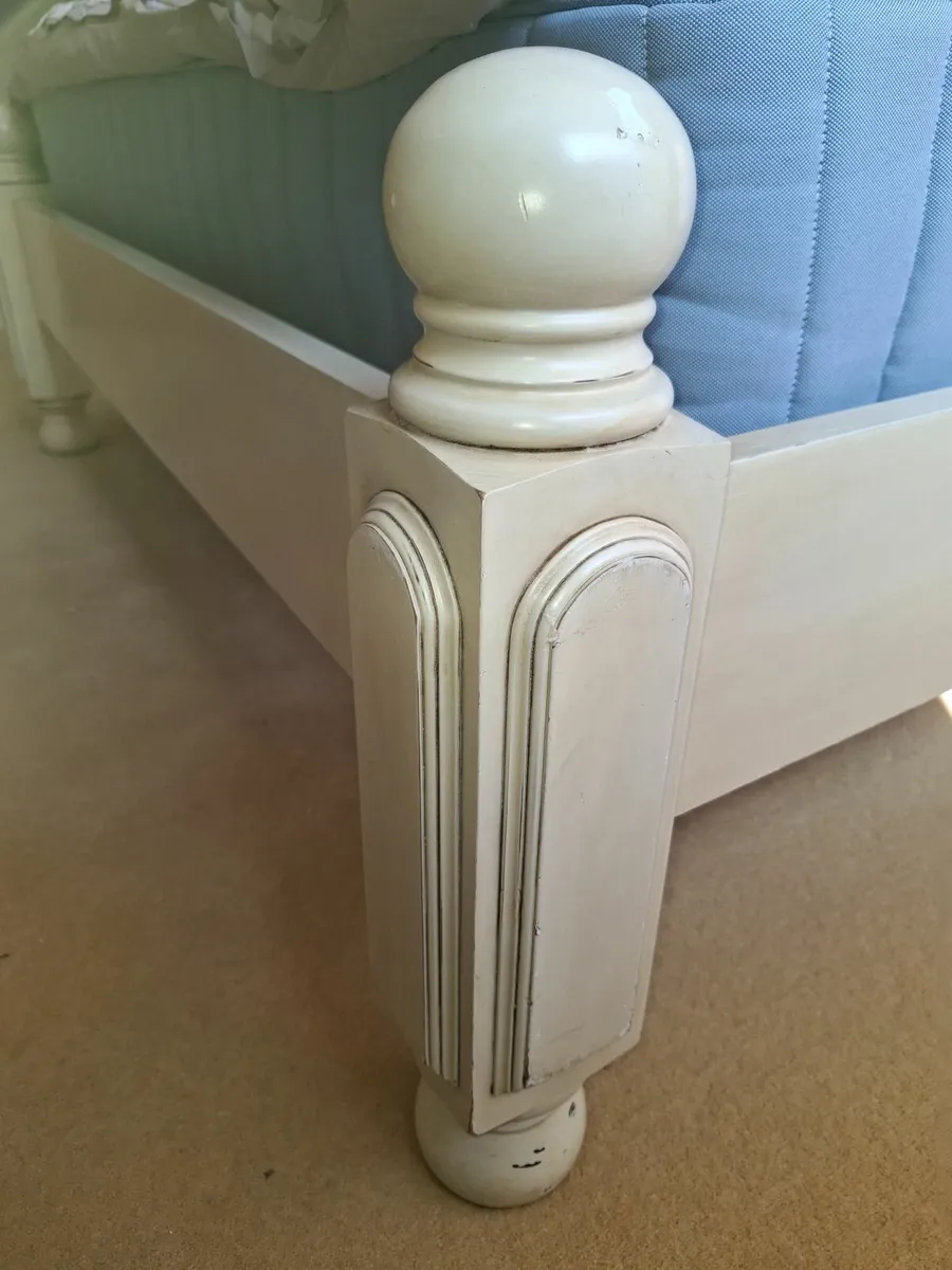 King size bed frame - Image 3