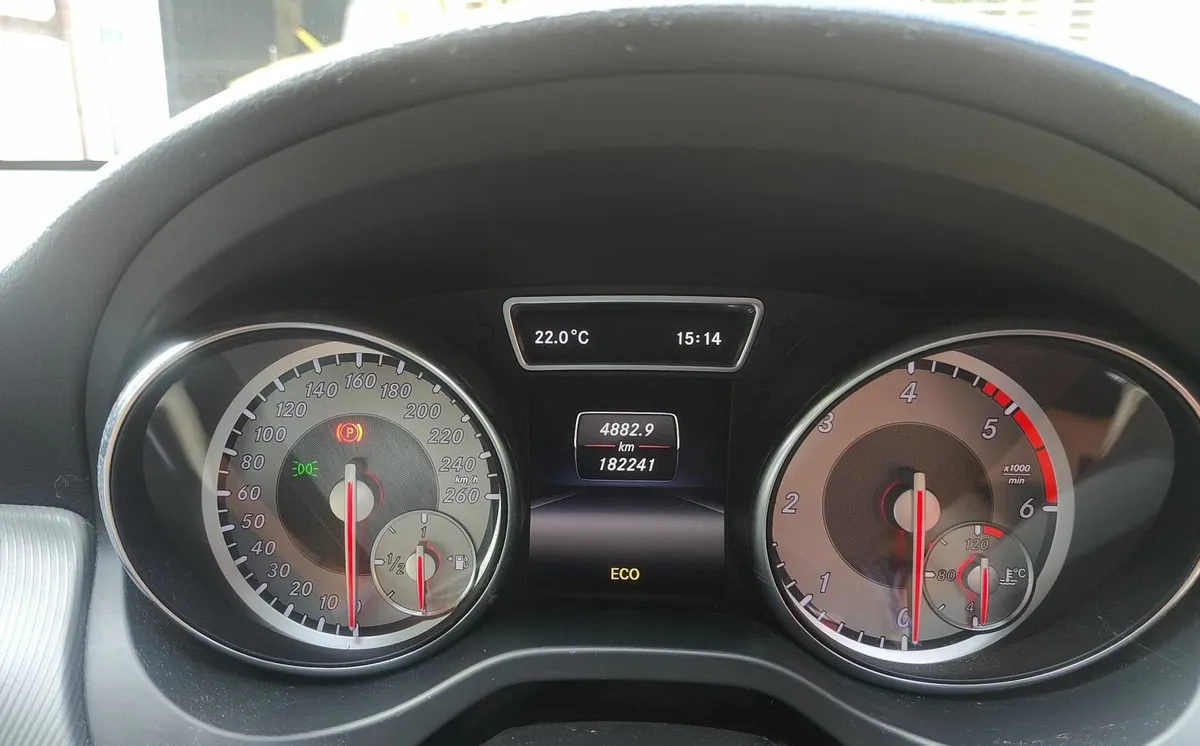 Mercedes-Benz CLA 2015 - Image 2
