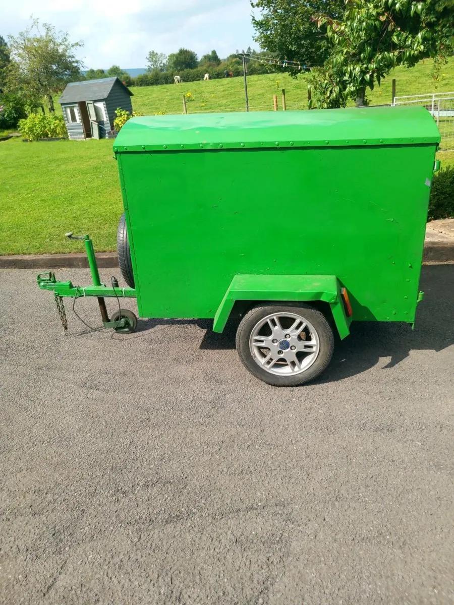 Dog trailer - Image 1