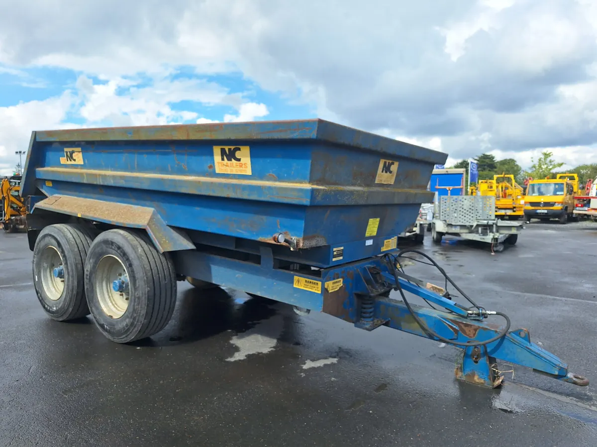 NC Dump Trailer For Auction - Image 2