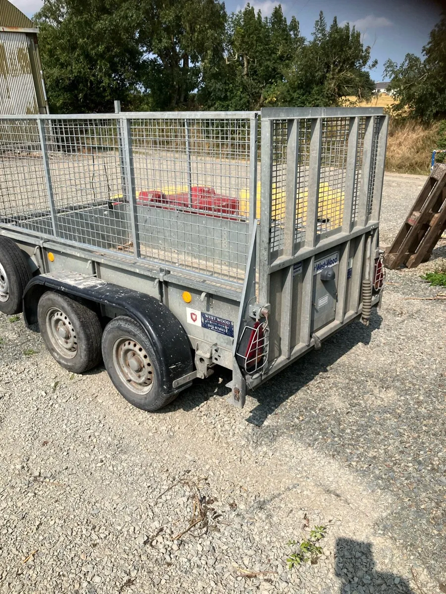 Trailers - Image 4
