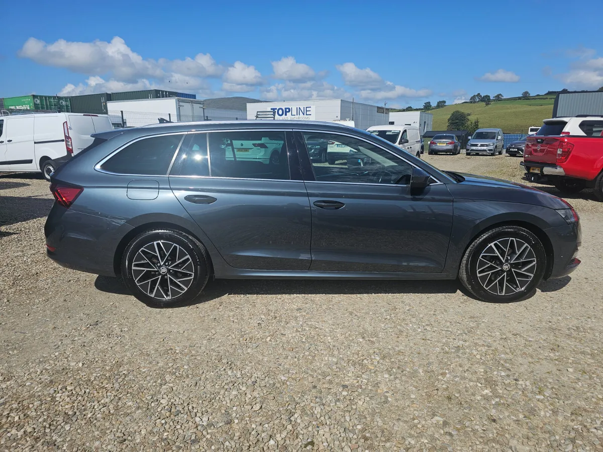 Skoda Octavia 2021 - Image 2