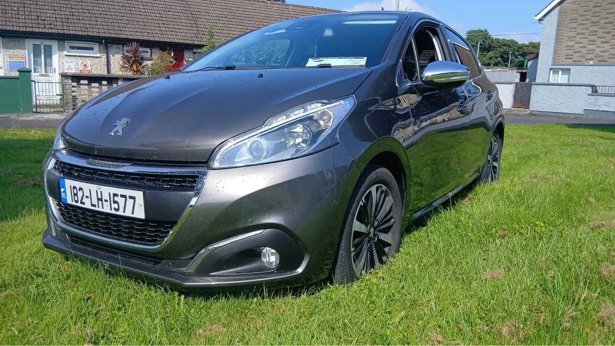 2018 Peugeot 208 - Image 3