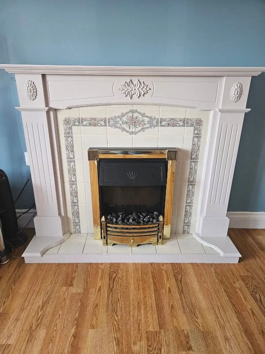 Free standing Fireplace with Electric fire - Image 1