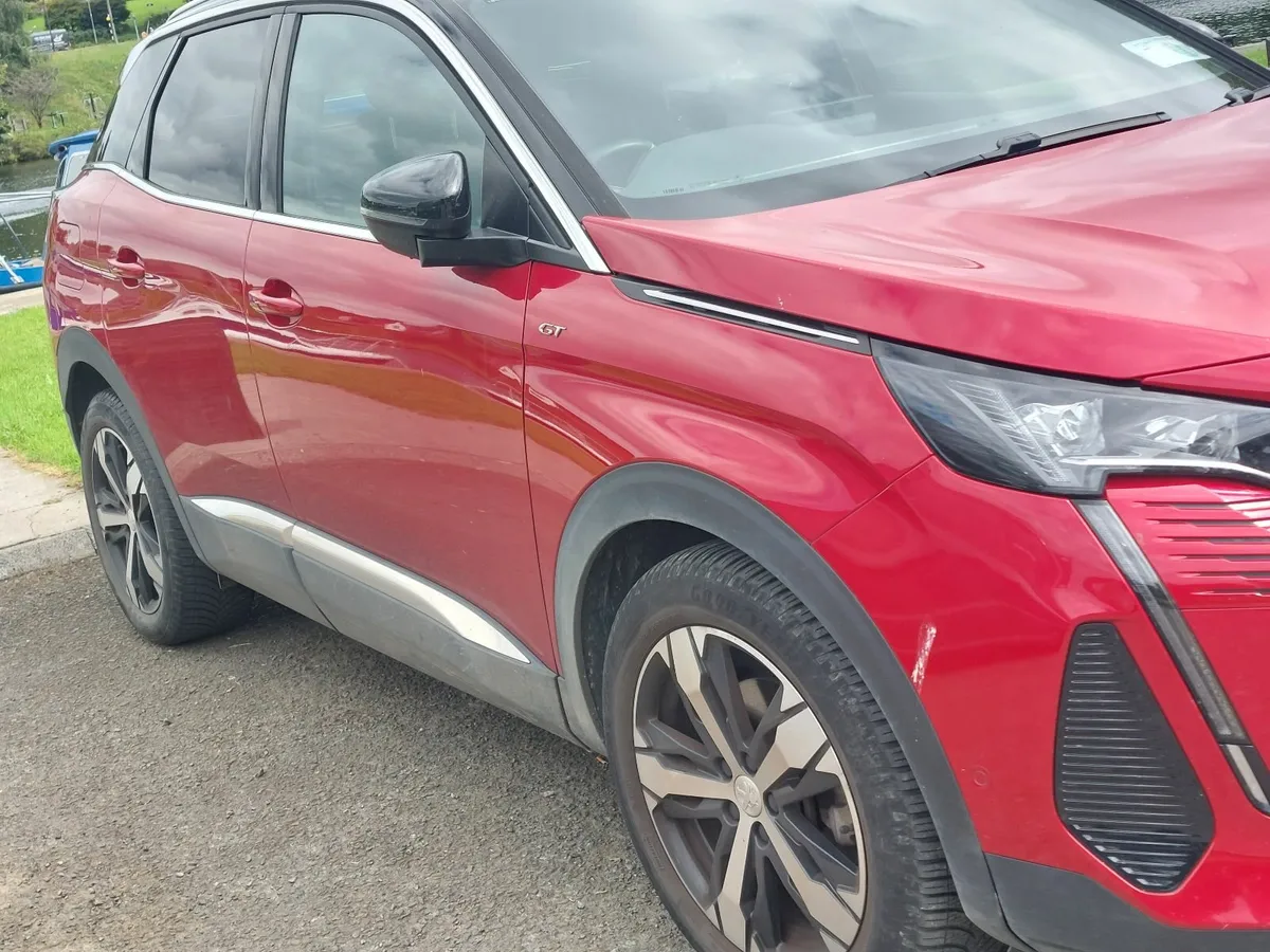 Peugeot 3008 2022 - Image 2