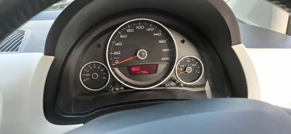 SEAT Mii 2017 - Image 2