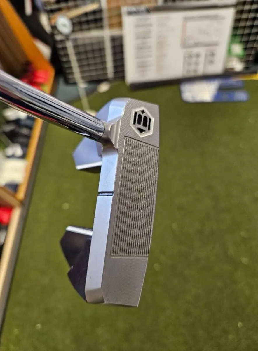 Bettinardi Inovai Rev 6.0 Milled Putter - Image 4