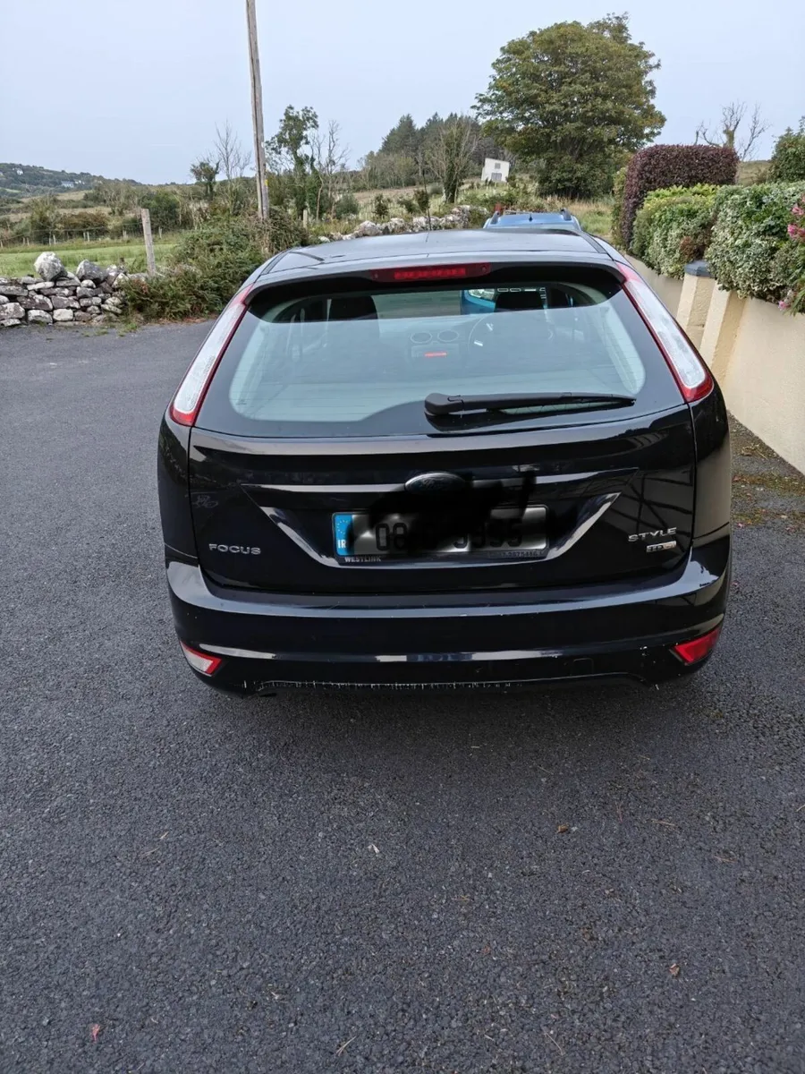 Ford Focus 2008 - Image 2