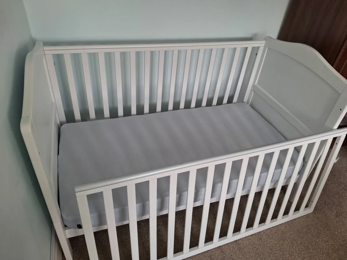 Toddler cot - Image 1