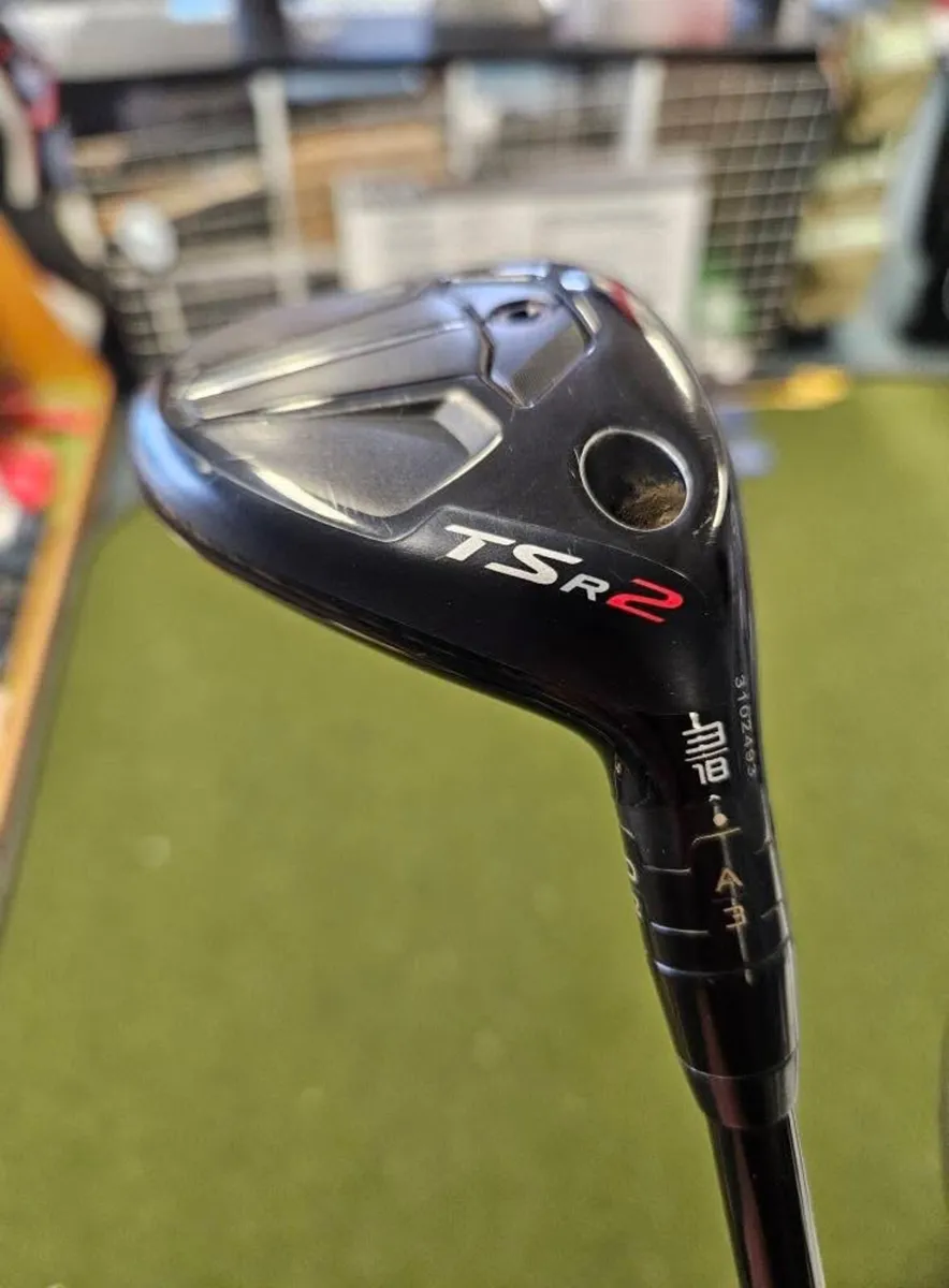 Titleist TSr2 3 Hybrid - Image 1