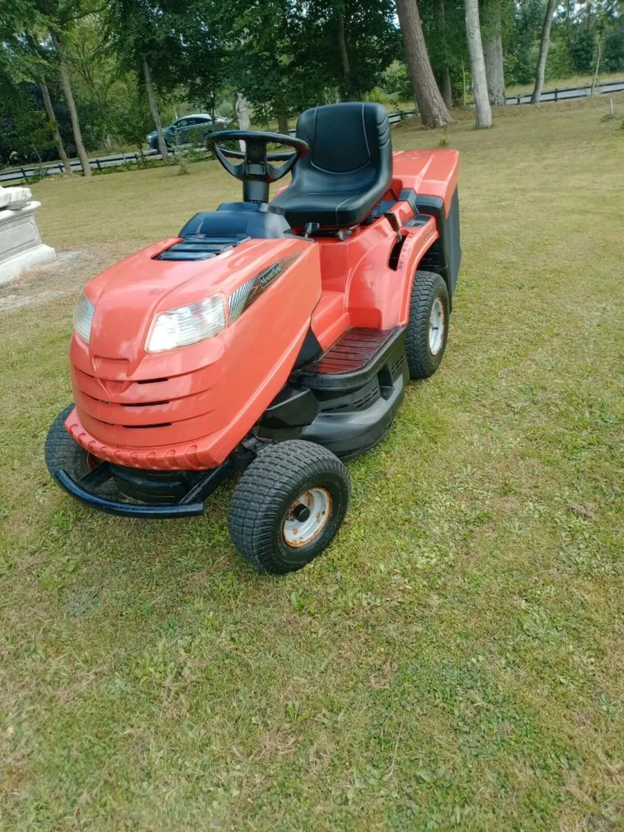 Very well looked after Mountfield ride on mower - Image 2