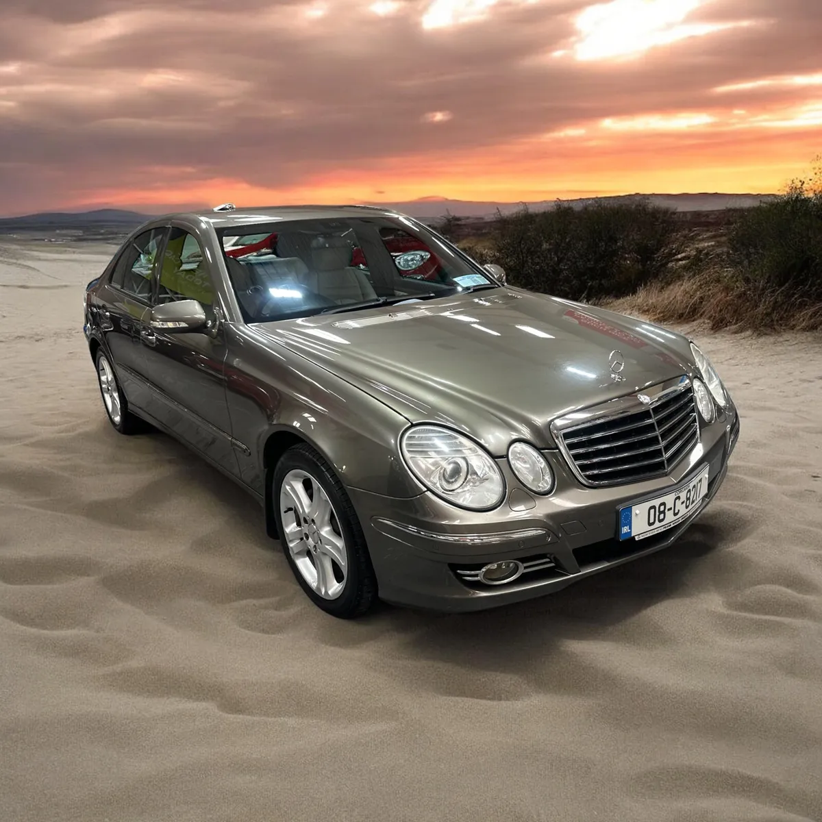 Mercedes-Benz E-Class 200 K Classic Automatic - Image 3