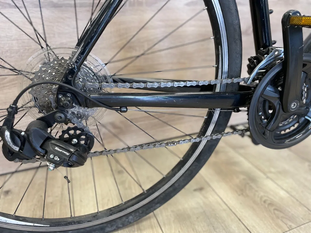 Giant escape 3 hybrid bike - Image 4