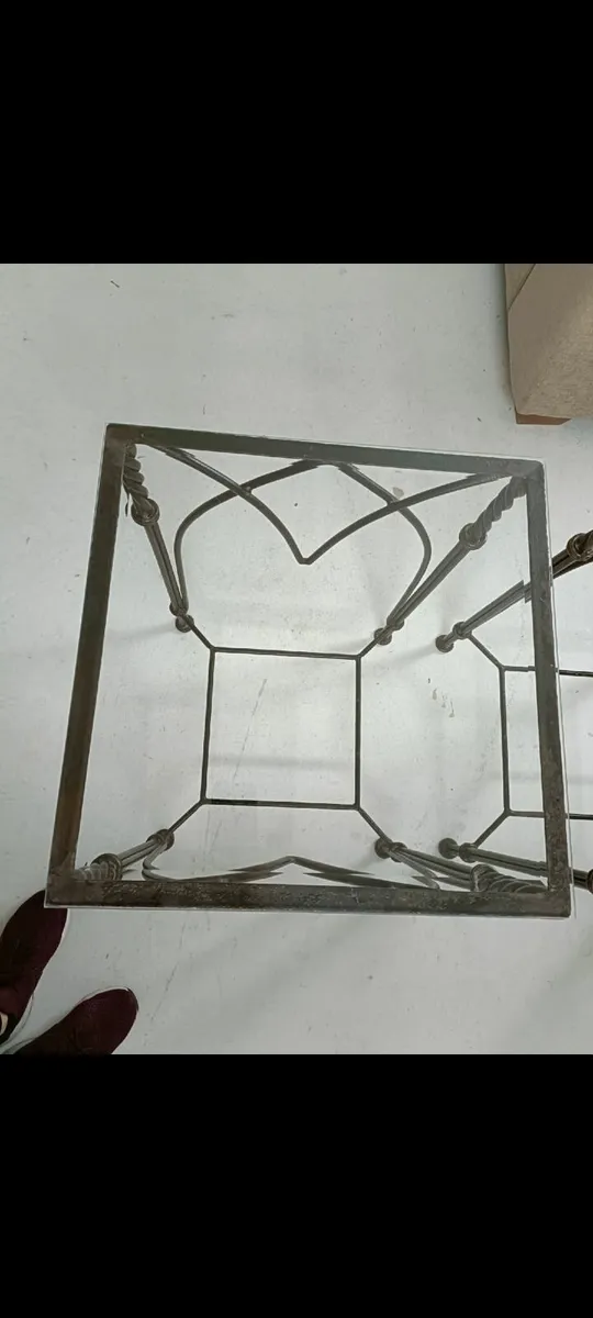 2 x brown wrought iron side tables with bevelled g - Image 4