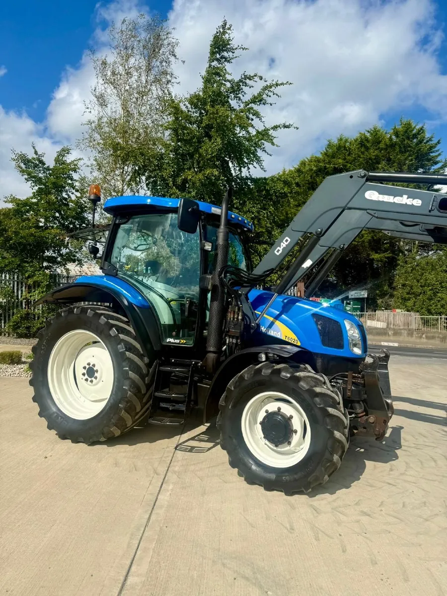 New Holland T6020 - Image 2