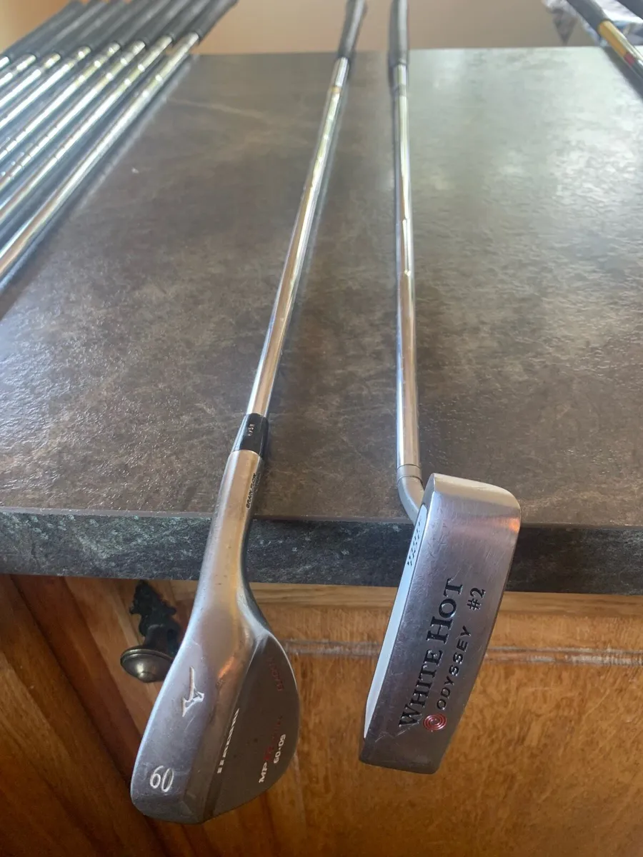 Full set of golf clubs. Taylormade driver & irons - Image 3