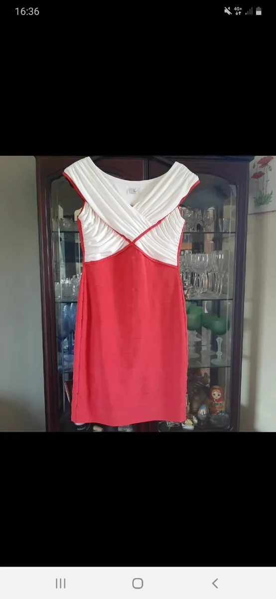 New with tags Tia designer dress Size 12 - Image 1