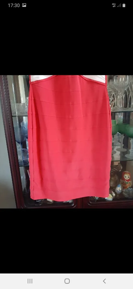 New with tags Tia designer dress Size 12 - Image 3