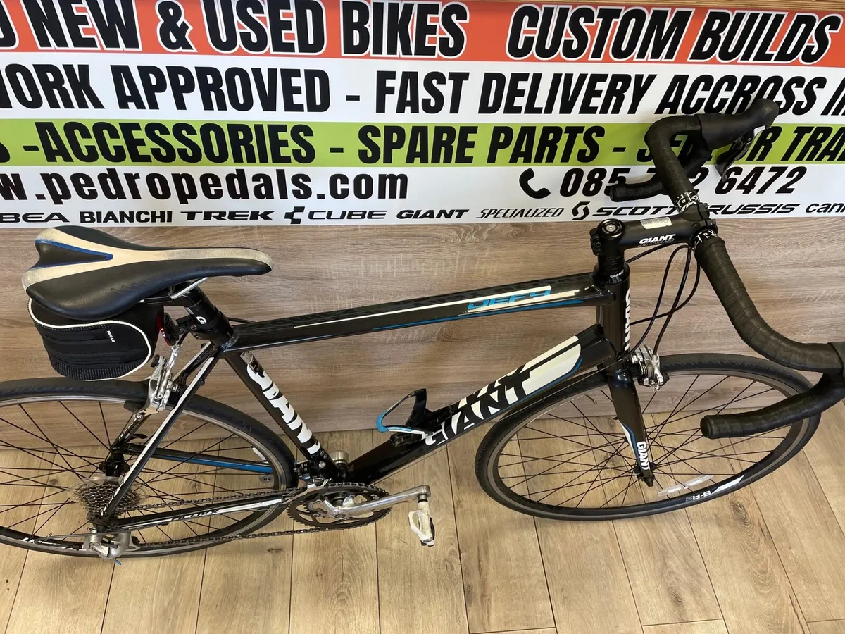 Giant defy 5 (like new) - Image 3