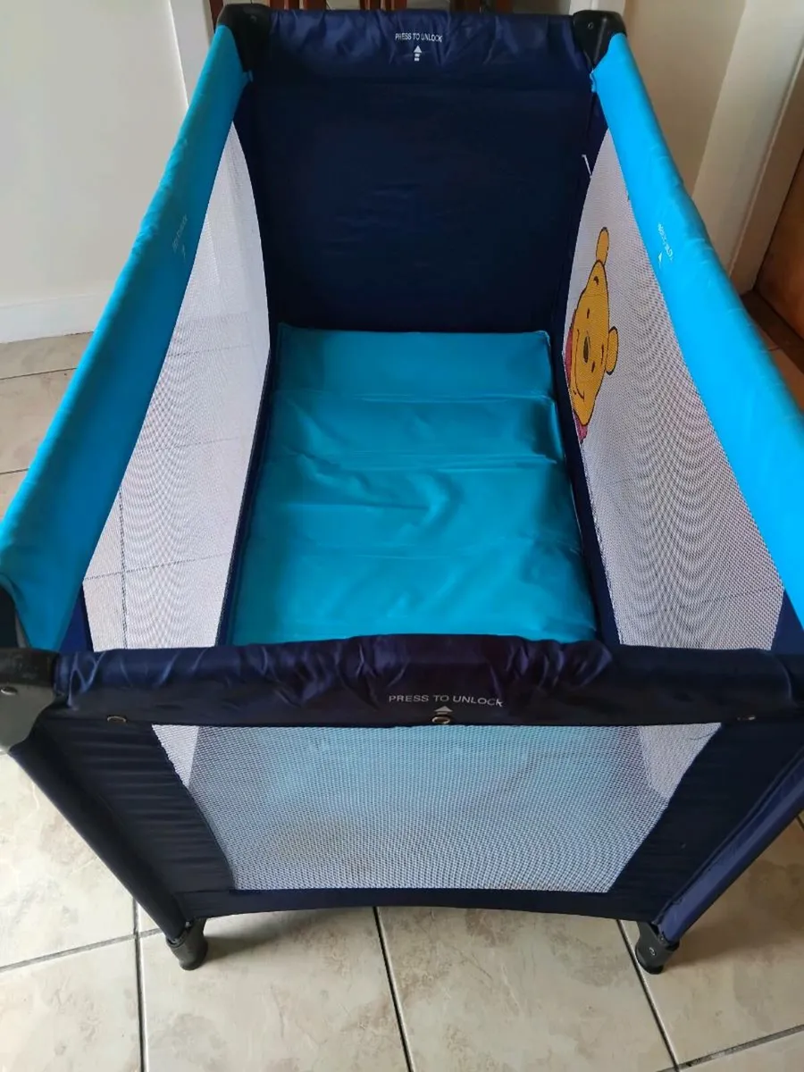Travel cot - Image 4