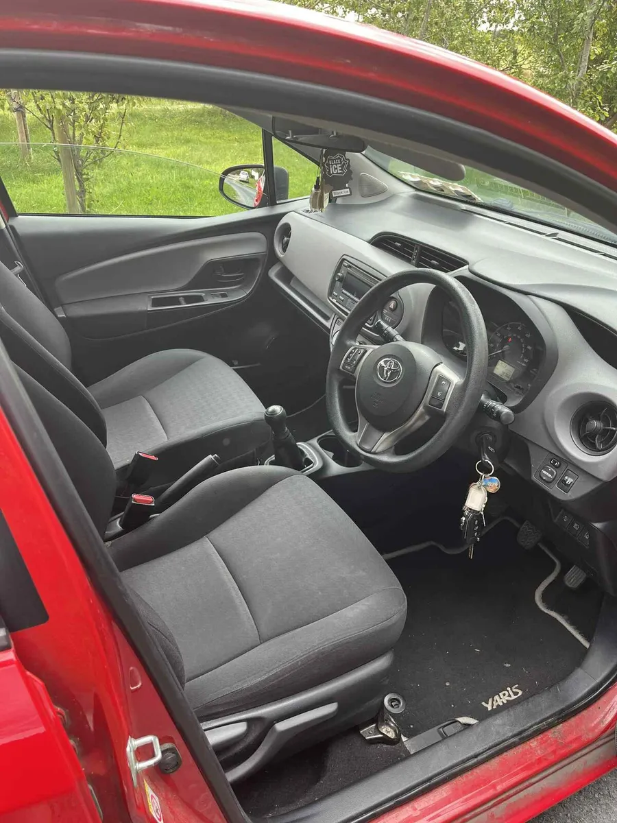 Toyota Yaris - Image 3