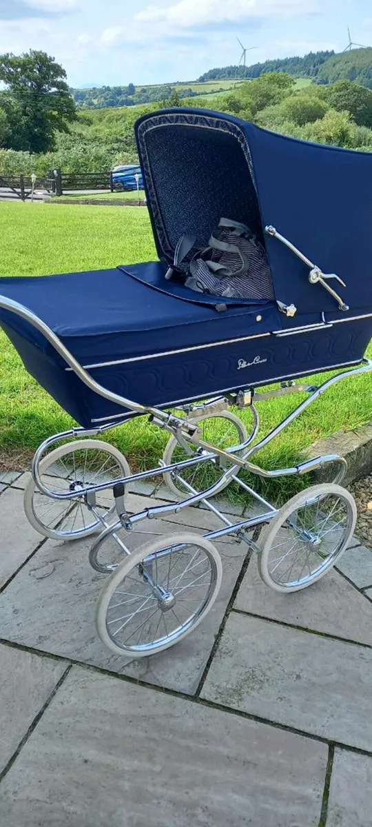 Silver Cross Pram - Image 3