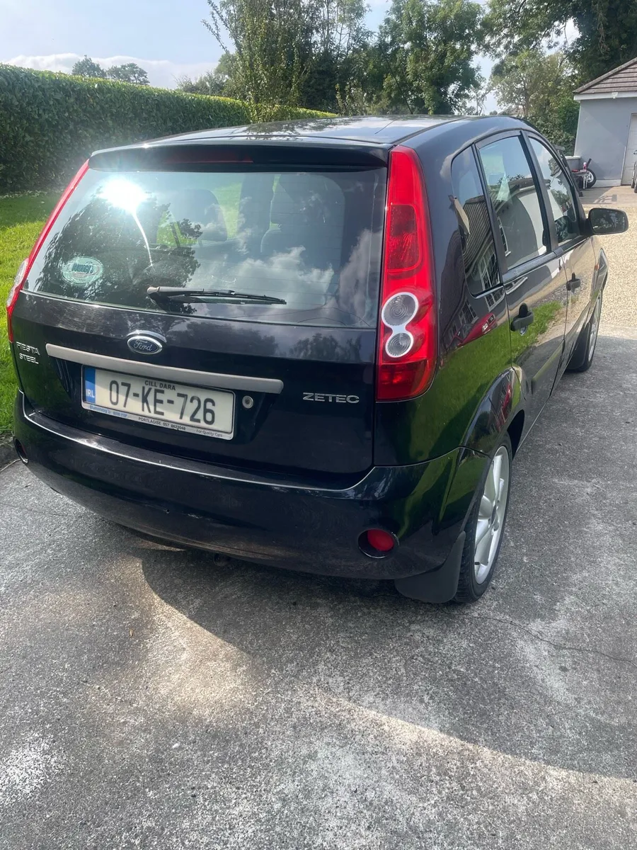 Ford fiesta zetec - Image 4