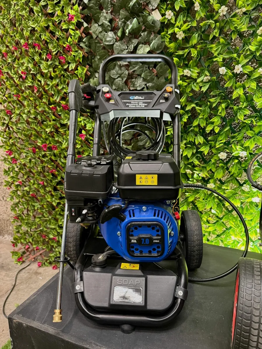 PETROL POWER WASHER 200 BAR 7HP 10LPM - Image 1