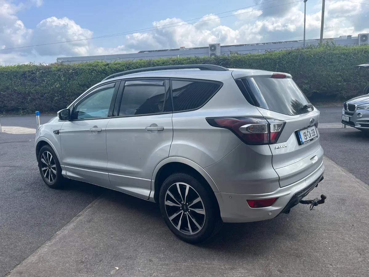 Ford Kuga ST Line  2019 - Image 4
