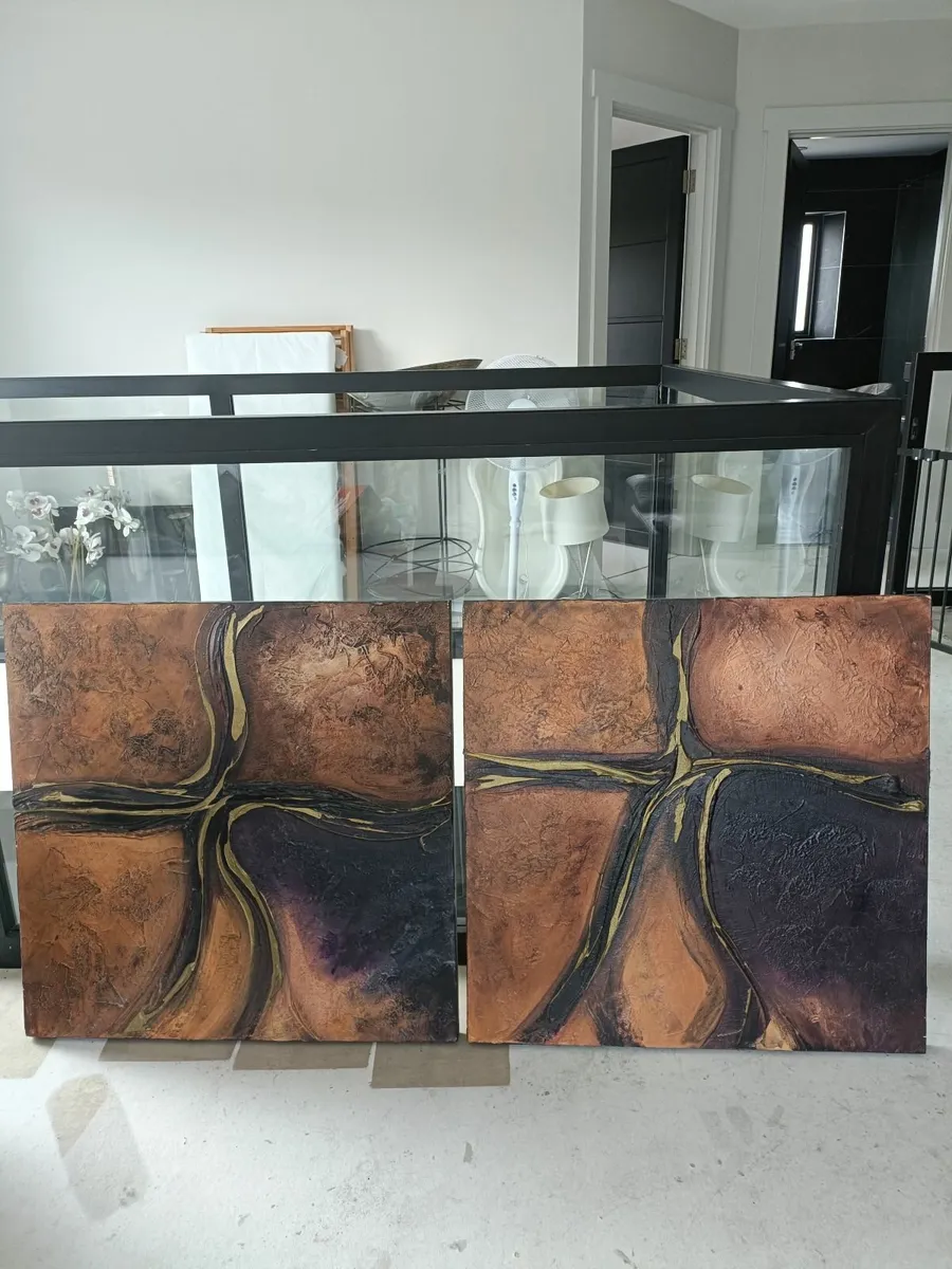 2 x canvas wall art - Image 1