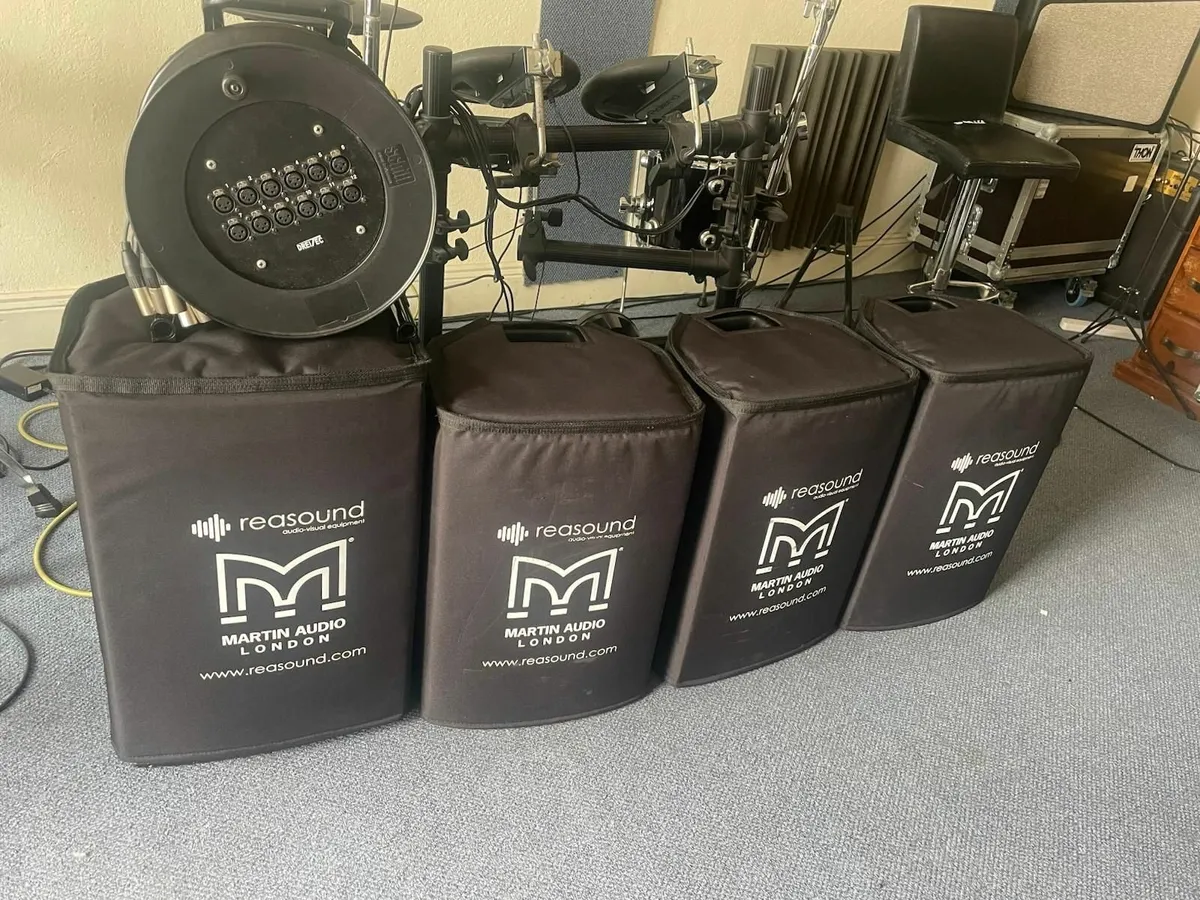 Martin Blackline x10 speakers - Image 1