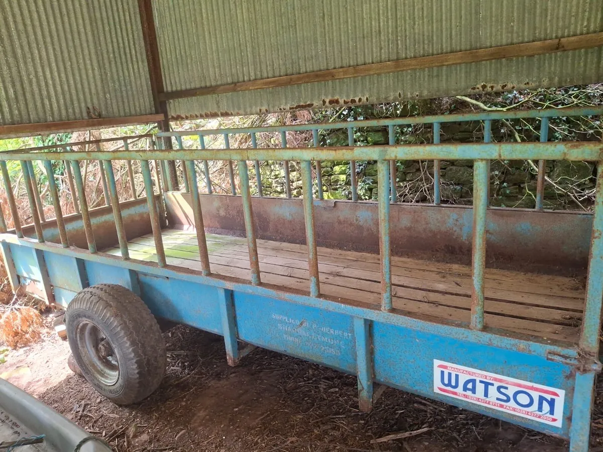Trailer feeder - Image 2