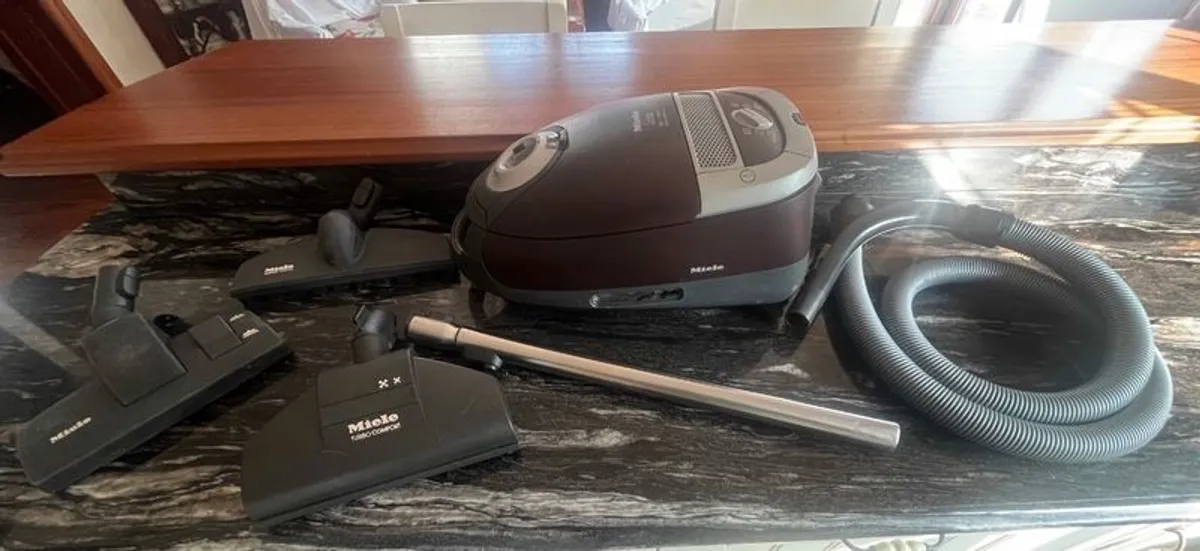 Miele Vacuum Cleaner - Image 1
