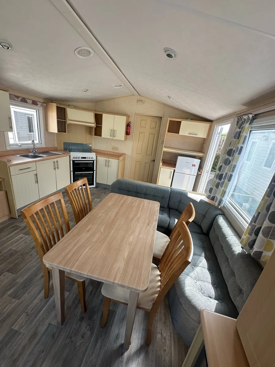 Willerby 37-12.6 3 bedrooms Full winter pack - Image 4
