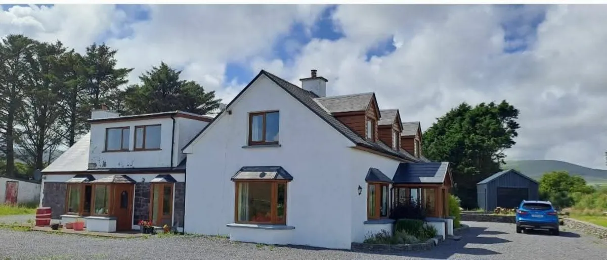 Holiday Home - Image 2
