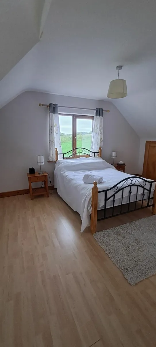 Holiday Home - Image 4