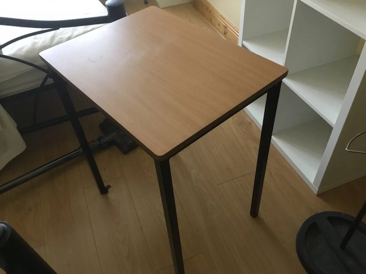 Desk - Image 1