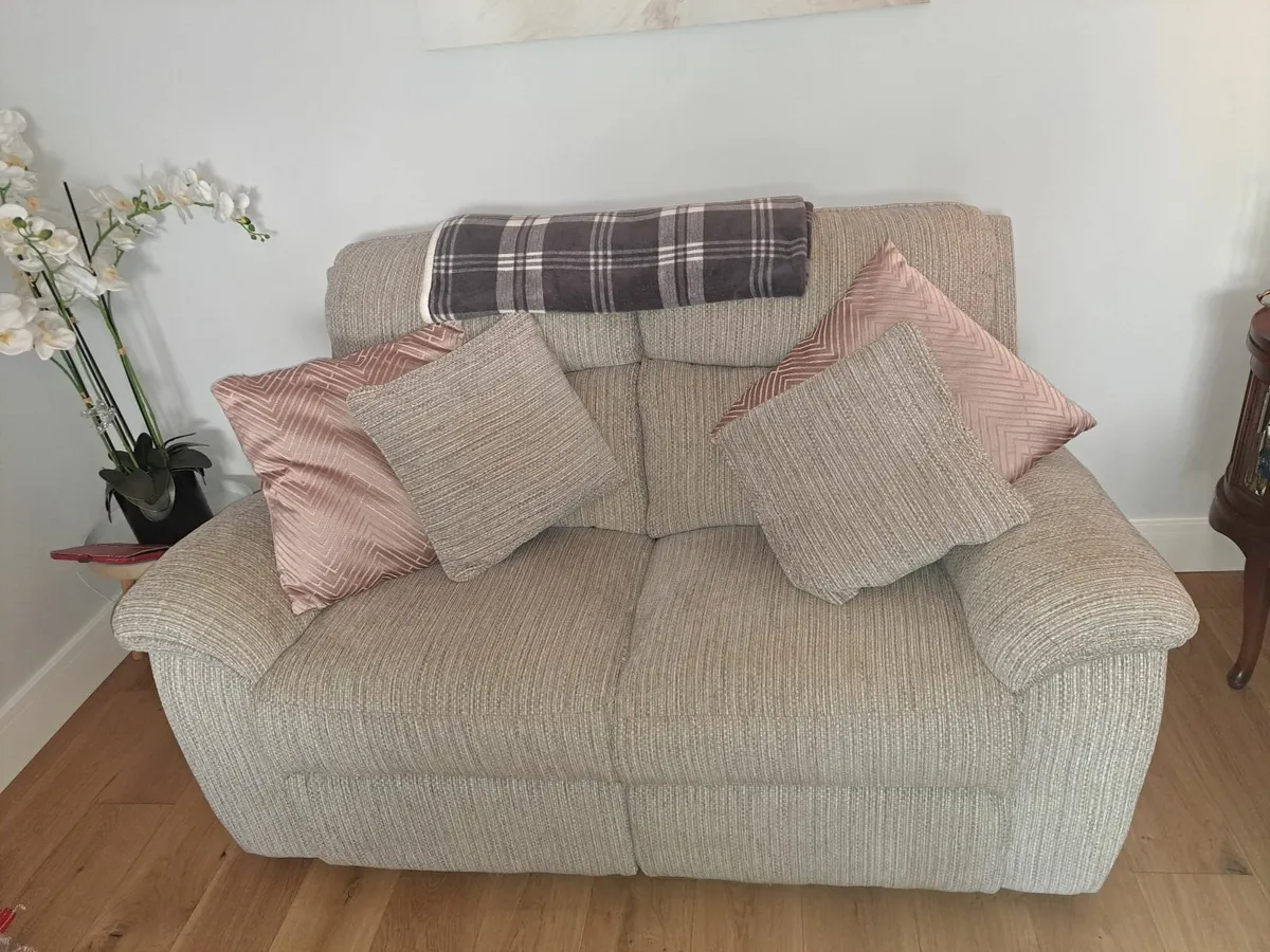 2 Couches - Image 1