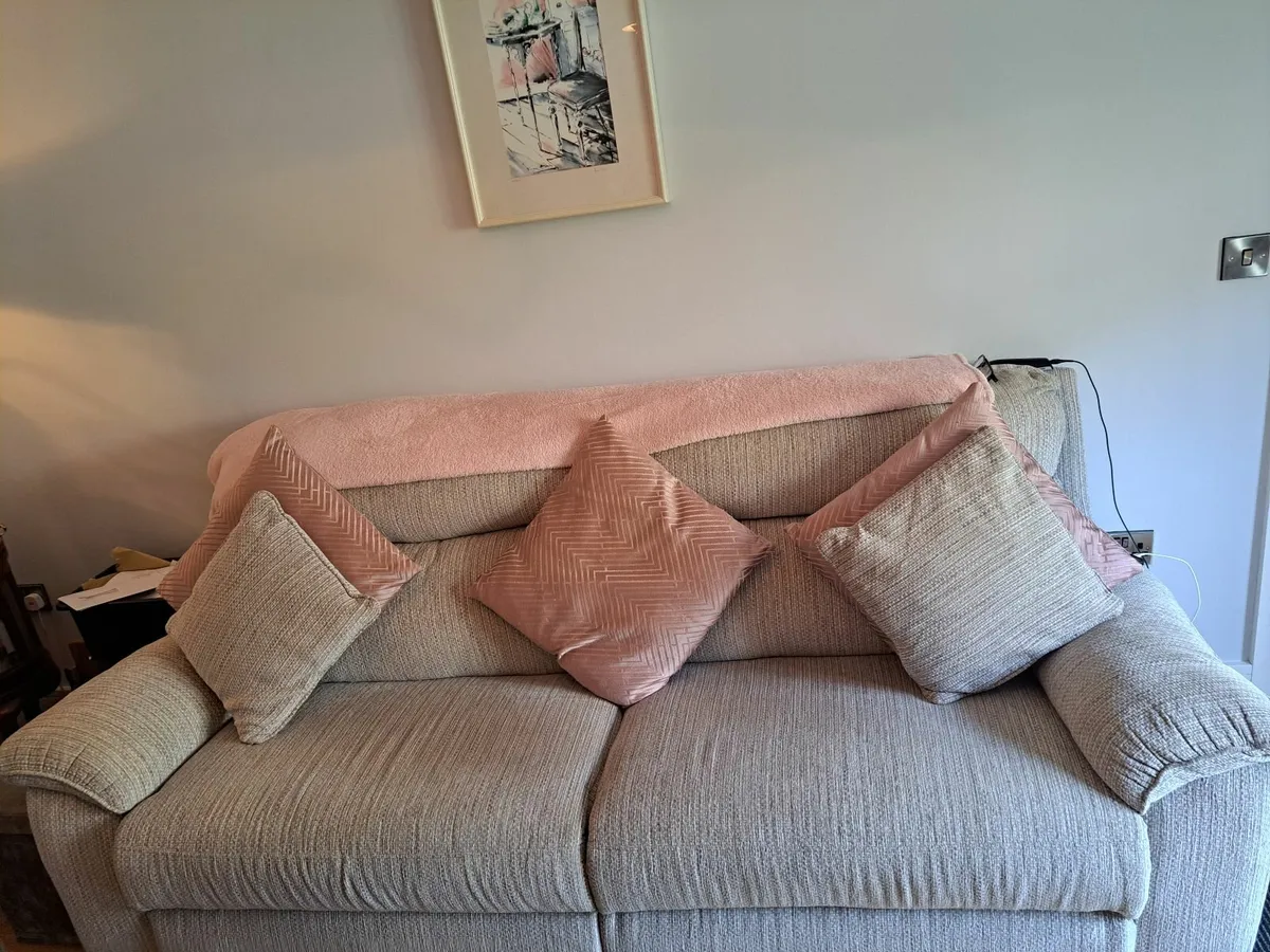 2 Couches - Image 2