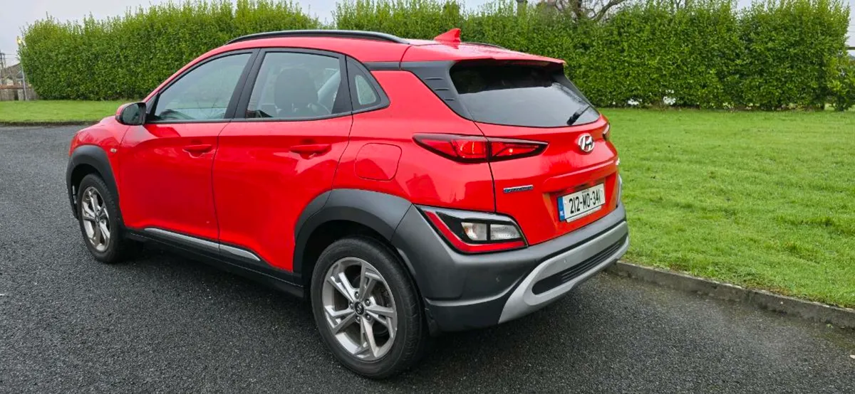 Hyundai Kona 1.6 Diesel Hybrid - Image 4