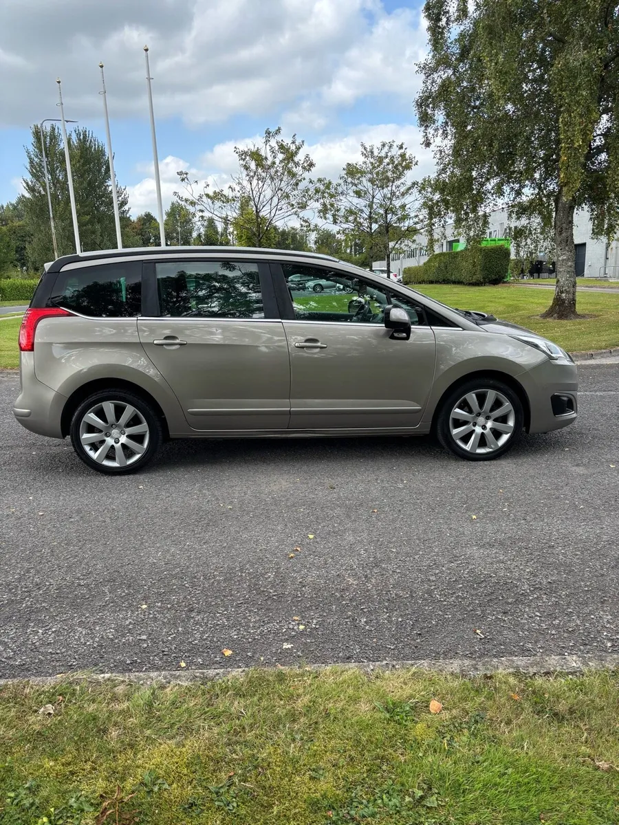 Peugeot 5008 1.6 Hdi ALLURE 2016 Automatic - Image 3