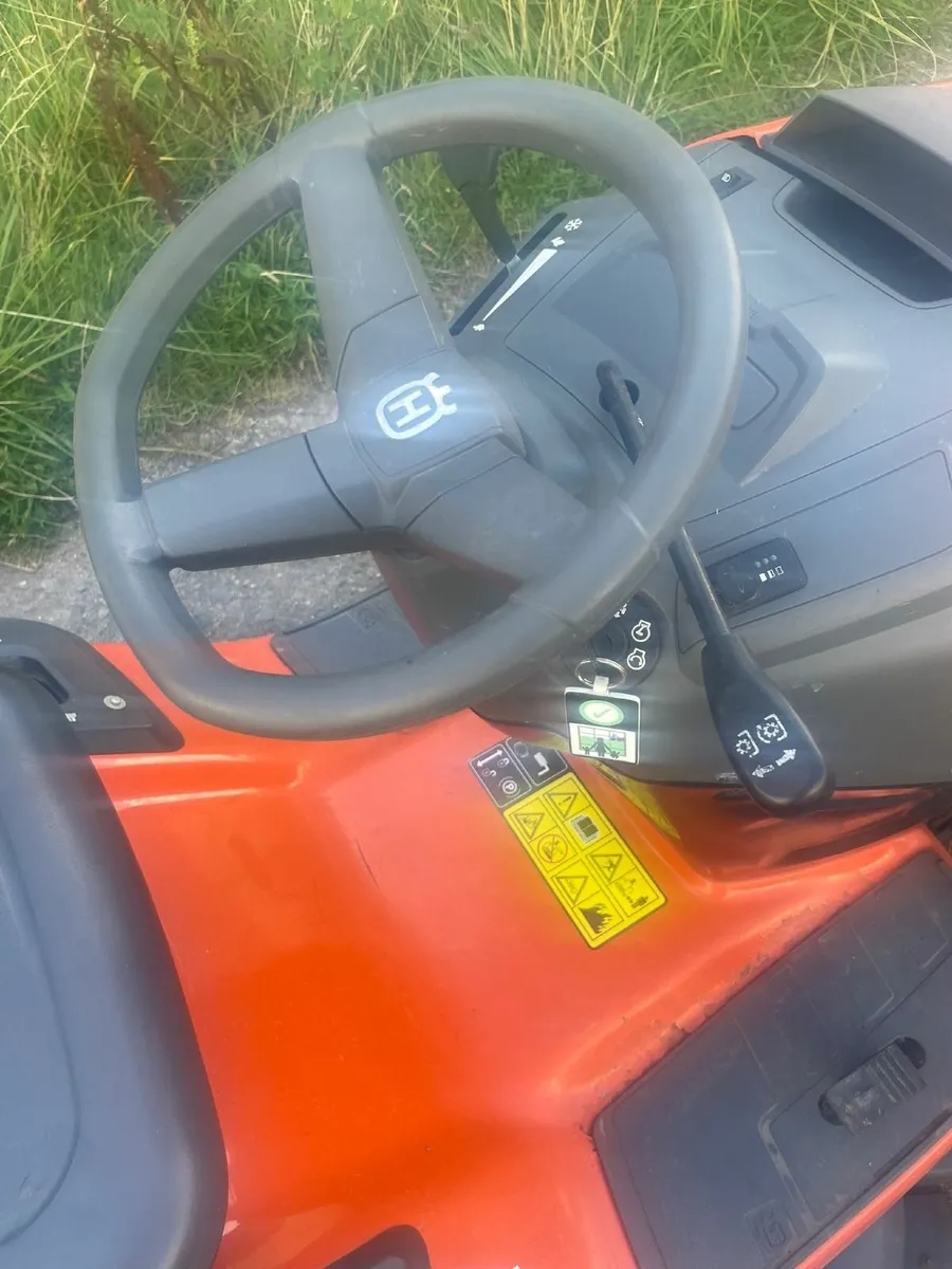 Husgvarna Ride on Lawnmower - Image 2