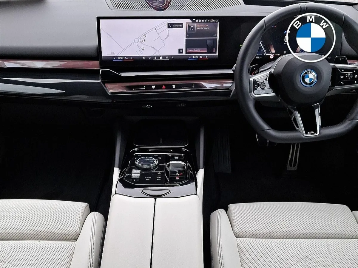 BMW 5-Series 530e M Sport Pro Saloon - Image 4