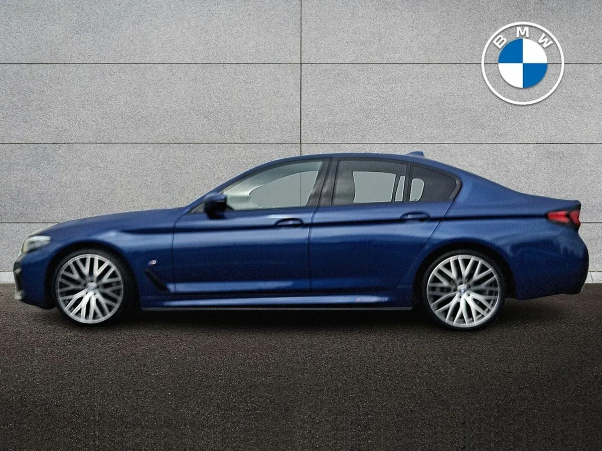 BMW 5-Series 520d M Sport Saloon - Image 4