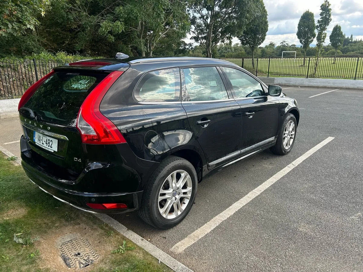 Volvo XC60 new test and tax - Image 4