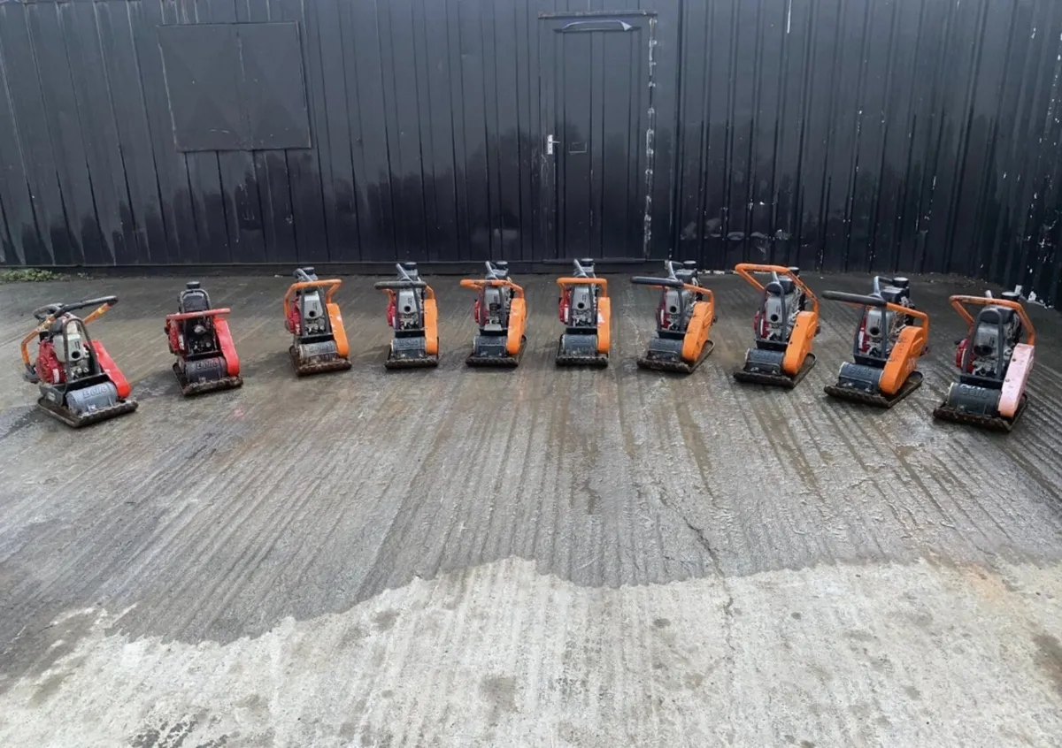 Belle 12” Wacker Plate / Plate Compactor - Image 4