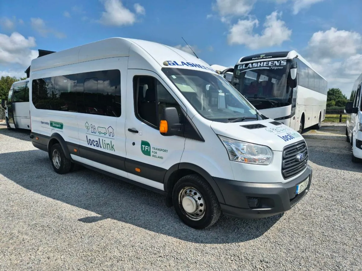 Ford Transit bus - Image 1