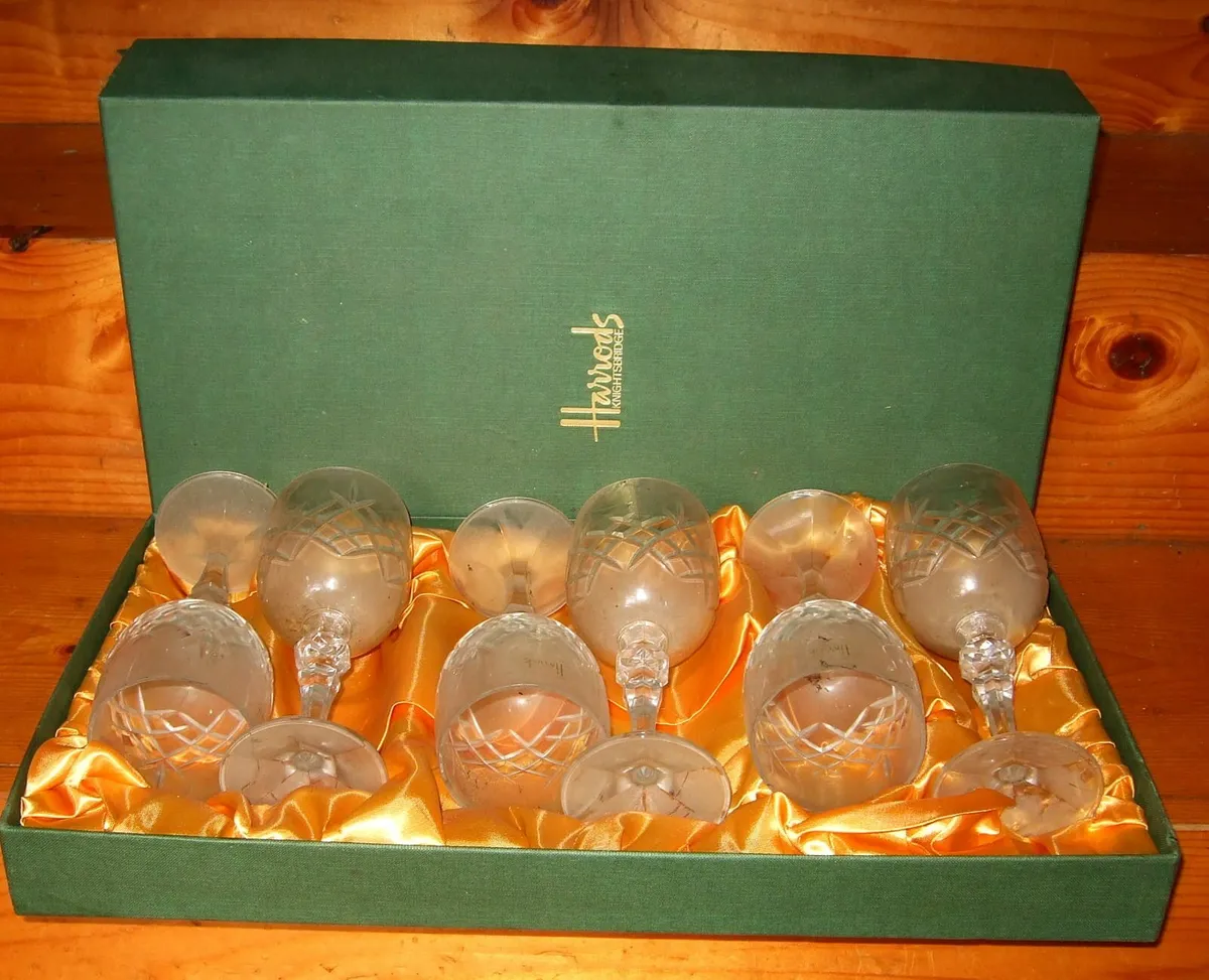 Vintage Harrods Wine Glasses In Original Box - Image 4