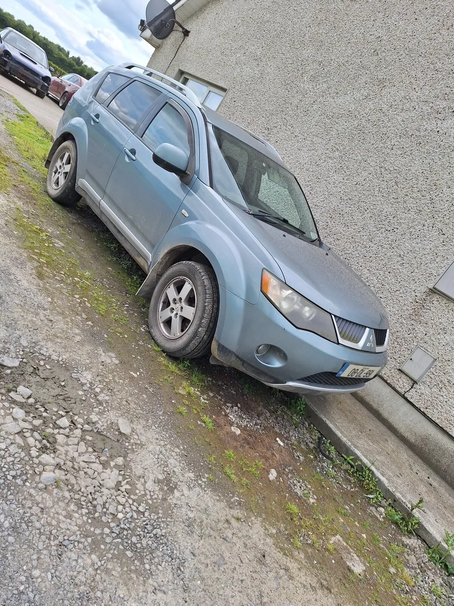 Mitsubishi Outlander 2008 - Image 2