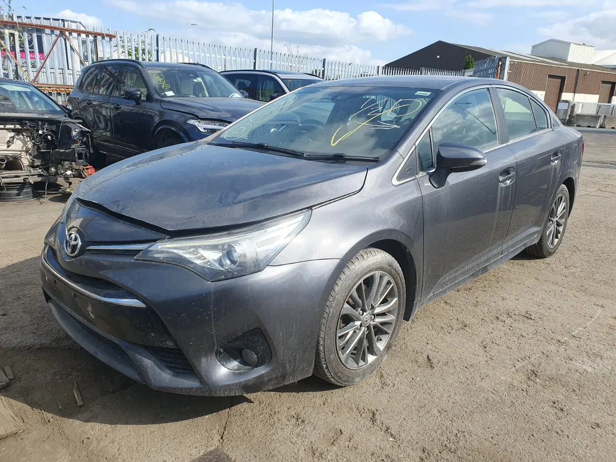 18 TOYOTA AVENSIS  1.6 D (N47) FOR BREAKING - Image 1